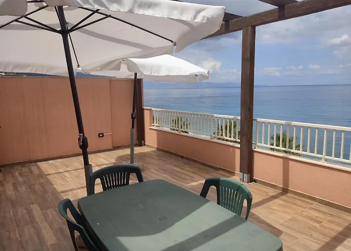 Veranda Sul Mare Alojamento de Acomodação e Pequeno-almoço Bagnara Calabra